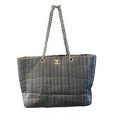 Chanel Classic CC Shopping leather tote