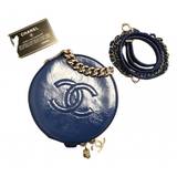 Chanel Timeless/Classique patent leather crossbody bag