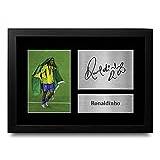 HWC Trading FR Ronaldinho gåva signerad inramad A4 tryckt autograf Brasilien gåvor foto Display