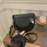 2024 New Women's Fashionable White Saddle Bag For Underarm, With High-End Look, Versatile Shoulder Crossbody Bag For Spring