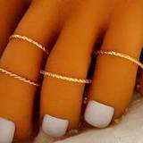 SHEIN 4 Pieces Stylish Minimalist Style Golden Wave Twist Decorated Shiny Women's Foot Ring Set Suitable For Women And Girls Beach Vacation Date Party Daily