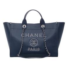 Chanel Deauville leather tote