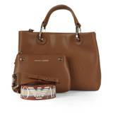 Emporio Armani, Väska, Dam, Brun, ONE Size, Läder, Mellanstor handväska med präglad logotyp