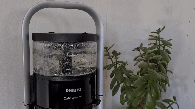 Rörlig GIF av vattnet som kokar i Philips Café Gourmet HD5408