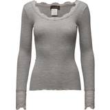 Dam - Spets T-shirts & Linnen Rosemunde Silk T-Shirt Regular LS W/Wide Lace - Light Grey Melange
