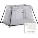 BabyBjörn Travel Crib Light with Fitted Sheet