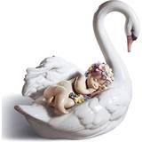 Lladro Inredningsdetaljer Lladro Drifting Through Dreamland Swan Prydnadsfigur 16cm