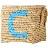 Rice Småförvaring Rice Small Square Raffia Basket with Painted Letter-C