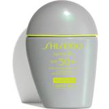 Shiseido Solskydd & Brun utan sol Shiseido Sports BB Sunscreen Medium SPF50+ 30ml