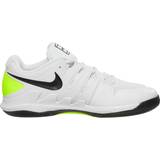 33 - Vita Racketsportskor Nike Court Vapor X GS - White/Volt/Black