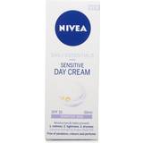 Nivea Oparfymerad Ansiktskrämer Nivea Daily Essentials Sensitive Day Cream SPF15 50ml