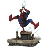 Diamond Select Toys Marvel Gallery 90s Spider-Man Figure