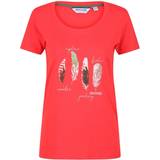 Regatta Dam - Ekologiskt material T-shirts Regatta Women's Filandra IV Graphic T-shirt - Red Sky Feather Print