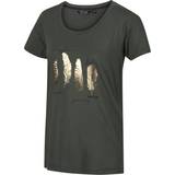 Regatta Dam - Ekologiskt material T-shirts Regatta Women's Filandra IV Graphic T-shirt - Thyme Leaf Feather Print