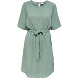 Dam - Utställda klänningar Jacqueline de Yong Amanda 2/4 Belt Dress - Chinois Green