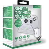 Venom Laddstationer Venom Xbox Series X/S Charging Dock with Rechargeable Battery Pack - White