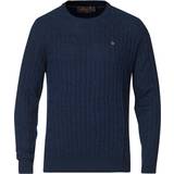 Morris Stickad tröjor Morris Merino Cable O-Neck Sweater - Blue