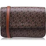 DKNY Väskor DKNY Bryant Medium Flap Handbag - Mocha/Caramel