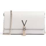 Skinnimitation Kuvertväskor Valentino Bags Divina Clutch - Light Grey