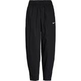 Nike Women's Essential Curve Pants - Black/White