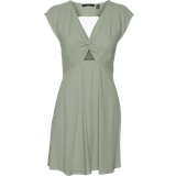 Cut-Out - Korta klänningar Vero Moda Jesmilo Keyhole Minidress - Desert Sage