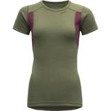 Devold Hiking Woman T-Shirt Lichen/Beetrooth