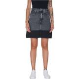 24 - Dam Kjolar Calvin Klein Denim Maxi Skirt