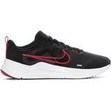 35 ⅓ Träningsskor Nike Downshifter 12 M - Black/White/Dark Smoke Grey/Light Smoke Grey/Iron Grey/University Red