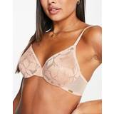 Röda BH:ar Gossard Glossies - Unlined And See-Through Lace Bra in Pale Pink