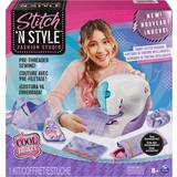 Tygleksaker Sy- & Vävleksaker Spin Master Cool Maker Stitch ‘N Style Fashion Studio