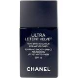 Chanel Foundations Chanel Ultra Le Teint Velvet Långvarig foundation SPF 15 Skugga B40 30 ml