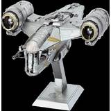 Metall - Star Wars Figurer Star Wars Metal Earth Iconx Mandalorian Razor Crest Model kit