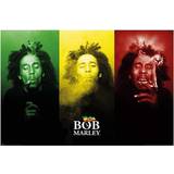 Gröna Tavlor & Posters Barnrum Pyramid International Poster, Affisch Bob Marley - Tricolour Smoke, 91.5