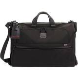 Tumi Svarta Weekendbags Tumi Tri-Fold Carry-On Garment Bag