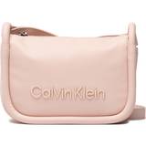 Camera bag calvin klein Calvin Klein Handväska Resort Camera Bag K60K609639 TER