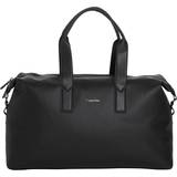 Calvin Klein Svarta Weekendbags Calvin Klein Must Pique Weekend Bag