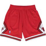 Mitchell & Ness Byxor & Shorts Mitchell & Ness Chicago Bulls Swingman Shorts 2.0 1997-98