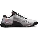 13.5 - Dam Träningsskor Nike Metcon 8 Premium W - White/Black/Multi-Color
