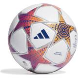 Thermoplastisk polyuretan Fotbollar adidas UWCL Pro fotboll WHITE/SILVMT/SHOPNK/S Dam