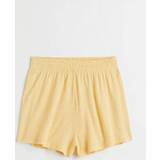 H&M Dam Shorts H&M Dam Gul Linen-blend shorts