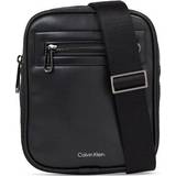 Calvin Klein Väskor Calvin Klein Small Logo Crossbody Reporter Bag BLACK One Size
