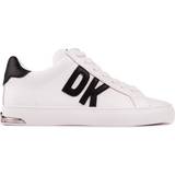 DKNY Skor DKNY Sneakers K1300916 QZC 0755405508834 1410.00