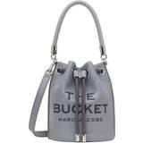 Gråa Bucketväskor Marc Jacobs The Leather Bucket Bag - Wolf Grey