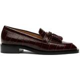 Stuart Weitzman SUTTON LOAFER, FLATS AND LOAFERS, PLUM, PRINTED CROC
