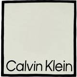 Calvin Klein Elastan/Lycra/Spandex Accessoarer Calvin Klein Sjal Aop Logo Jaquard Scarf 130X130 K60K611125 Marshmallow YAL 8720108582902 846.00