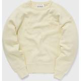 Closed Dam Överdelar Closed BASIC CREWNECK beige female Sweatshirts now available at BSTN in
