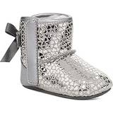Silver Kängor UGG Infants' Jesse Bow II Gel Hearts Suede Boots in Silver, 12-18 mos