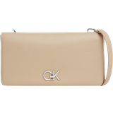 Calvin Klein Avtagbar axelrem Handväskor Calvin Klein Double Gusette Crossbody Bag - Silver Mink
