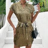 Dam - Guld - Korta klänningar Shein Women'S Glossy V-Neck Dress With Notched Collar