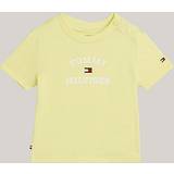 Tommy Hilfiger Bebisar Barnkläder Tommy Hilfiger Flag Logo T-Shirt Infant Yellow Kids 12-18M